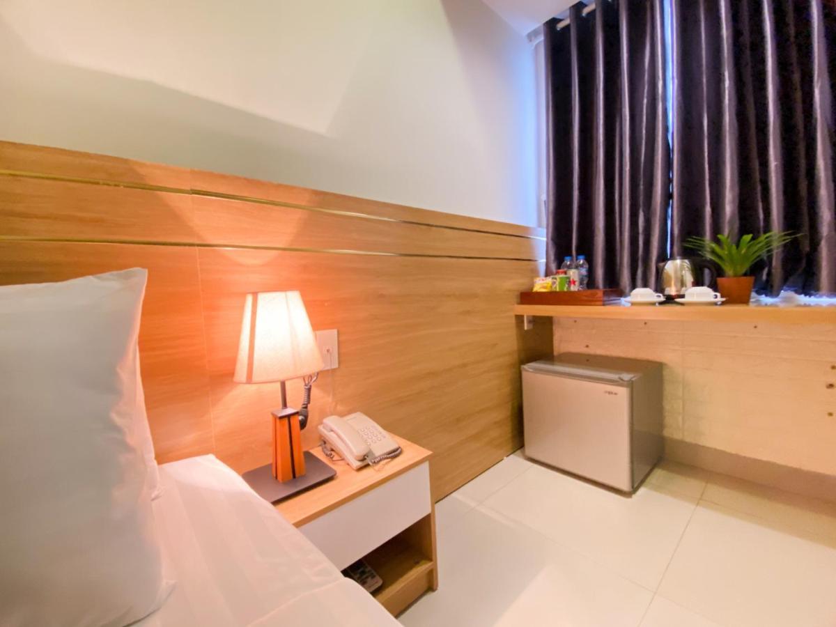 Olwen Hotel Нячанг Экстерьер фото