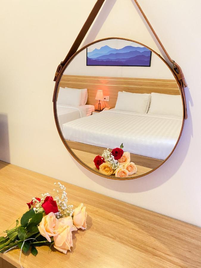 Olwen Hotel Нячанг Экстерьер фото